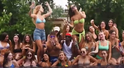 תיכוניסטים, נשף 