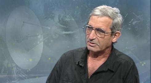 שדרן הרדיו יובב כץ על תוכנית הייעוץ הנפשי שלו. 9.1993